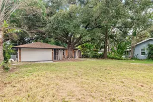 2234 Phillippi St, Sarasota, FL 34231 - Photo 3