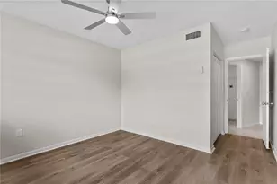 1097 Willis Ave, Sarasota, FL 34232 - Photo 23