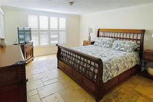 6480 Midnight Pass Rd, Sarasota, FL 34242 - Photo 29