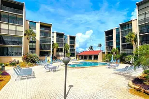 6480 Midnight Pass Rd, Sarasota, FL 34242 - Photo 51