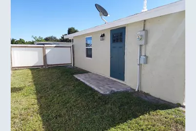 3165 Crestwood Drive, Port Charlotte, FL 33952 - Photo 5