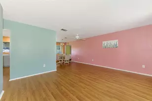 6916 Roslyn Ct, North Port, FL 34287 - Photo 5