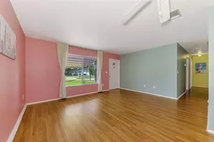 6916 Roslyn Ct, North Port, FL 34287 - Photo 7