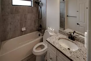 20315 Passagio Dr, Venice, FL 34293 - Photo 19