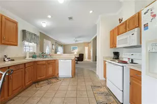 2100 Kings Hwy, Port Charlotte, FL 33980 - Photo 17