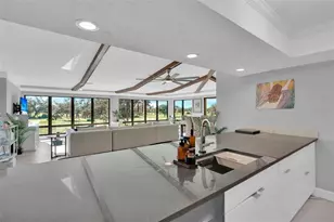 6300 Cougar Run, Fort Myers, FL 33908 - Photo 15