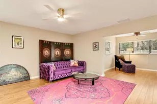 623 Oak Hill Cir, Sarasota, FL 34232 - Photo 15