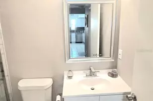 623 Oak Hill Cir, Sarasota, FL 34232 - Photo 23