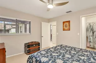 623 Oak Hill Cir, Sarasota, FL 34232 - Photo 21