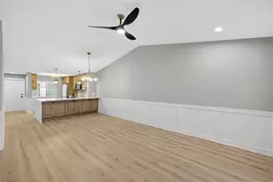 7761 Jewel Ln, Naples, FL 34109 - Photo 15