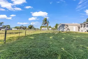 27980 Roanoke Cir, Punta Gorda, FL 33950 - Photo 43