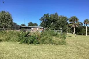 30110 Loblolly Pine Dr, Punta Gorda, FL 33982 - Photo 11