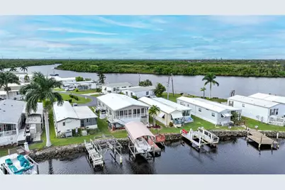 135 Lazy Lagoon Drive, Punta Gorda, FL 33982 - Photo 3