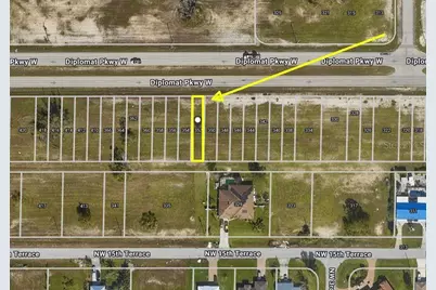 352 Diplomat Parkway W, Cape Coral, FL 33993 - Photo 1