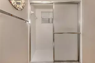 437 Cerromar Ln, Venice, FL 34293 - Photo 19