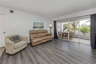 437 Cerromar Ln, Venice, FL 34293 - Photo 5