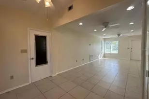 5439 Kenwood Dr, North Port, FL 34287 - Photo 5