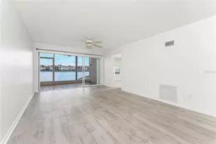 12144 SW Egret Cir, Lake Suzy, FL 34269 - Photo 5