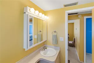 2106 Mississippi Ave, Englewood, FL 34224 - Photo 13