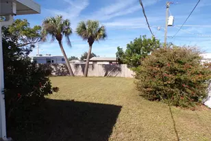 772 S Ellicott Cir, Port Charlotte, FL 33952 - Photo 37