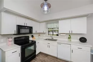 18530 Hottelet Cir, Port Charlotte, FL 33948 - Photo 11