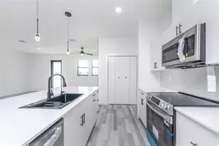 13554 Abutilon Ln, Port Charlotte, FL 33981 - Photo 15