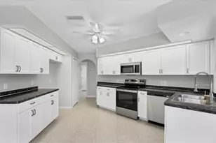 2112 Jacobs St, Port Charlotte, FL 33953 - Photo 7