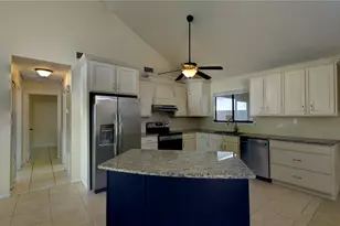 2990 Ida Ln, North Port, FL 34286 - Photo 11