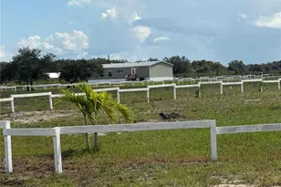 20380 NW 250th St, Okeechobee, FL 34972 - Photo 1