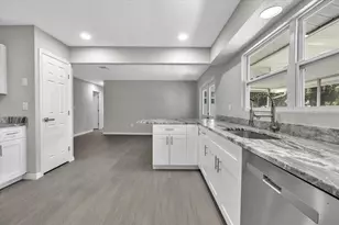 20409 Emerald Ave, Port Charlotte, FL 33952 - Photo 21