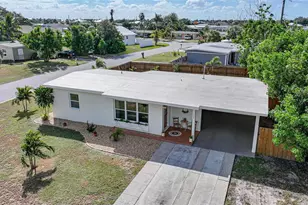 130 Palmetto Cir NE, Port Charlotte, FL 33952 - Photo 3