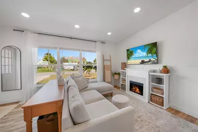 130 Palmetto Circle NE, Port Charlotte, FL 33952 - Photo 7