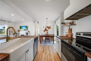 130 Palmetto Cir NE, Port Charlotte, FL 33952 - Photo 13