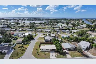 130 Palmetto Circle NE, Port Charlotte, FL 33952 - Photo 31