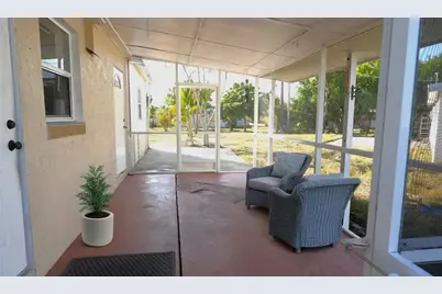 140 Palmetto Circle NE, Port Charlotte, FL 33952 - Photo 19