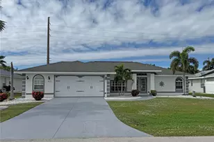 7417 S Seagrape Rd, Punta Gorda, FL 33955 - Photo 1