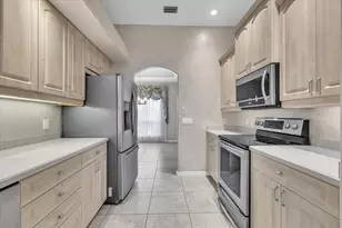 3013 Royal Palm Dr, North Port, FL 34288 - Photo 11