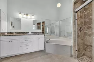 12221 SW Kingsway Cir, Lake Suzy, FL 34269 - Photo 29