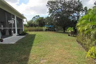 1716 Hainsworth Ct, North Port, FL 34288 - Photo 37