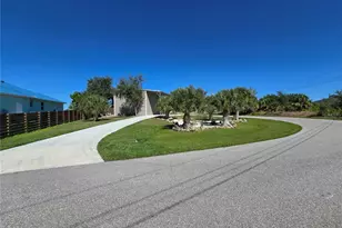 15142 Altura Rd, Port Charlotte, FL 33981 - Photo 7