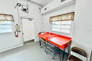 5217 Pebble Beach Ave, Sarasota, FL 34234 - Photo 59