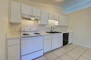 8298 Gancedo Ave, North Port, FL 34291 - Photo 29