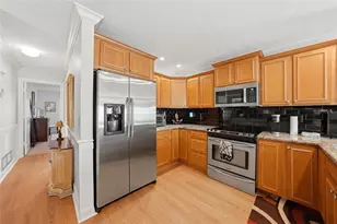 3861 El Poinier Ct, Sarasota, FL 34232 - Photo 11