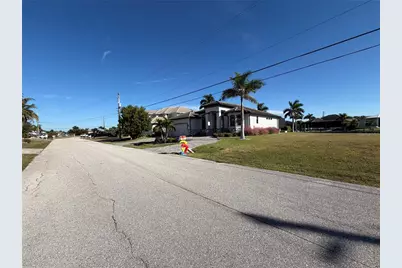 1324 Mediterranean Drive, Punta Gorda, FL 33950 - Photo 11