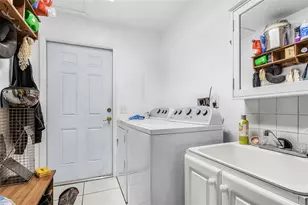 11337 SW Pine Ave, Arcadia, FL 34269 - Photo 17