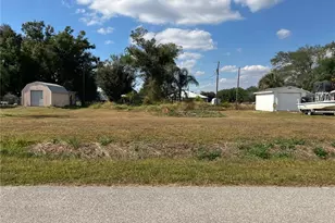 11337 SW Pine Ave, Arcadia, FL 34269 - Photo 5