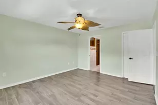 1042 Strasburg Dr, Port Charlotte, FL 33952 - Photo 23