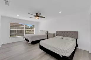 5584 Buring Ct, Fort Myers, FL 33919 - Photo 25