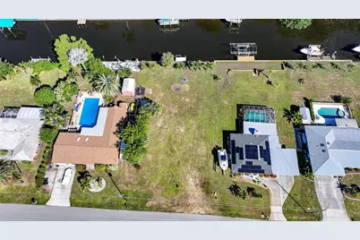 134 Easton Drive NW, Port Charlotte, FL 33952 - Photo 3