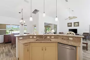 34 Medalist Cir, Rotonda West, FL 33947 - Photo 9